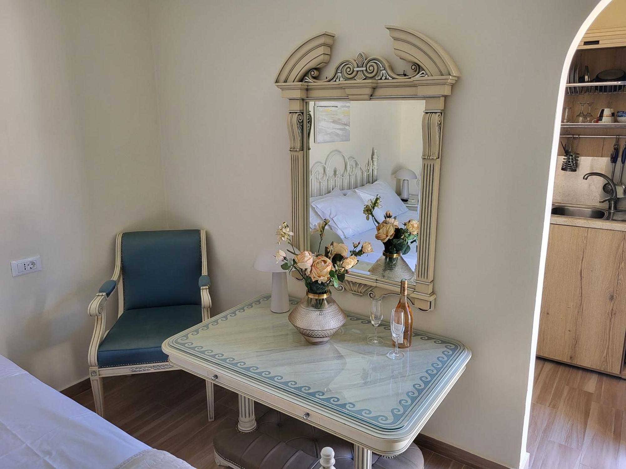 Margarita Resort Kalamákion Екстериор снимка