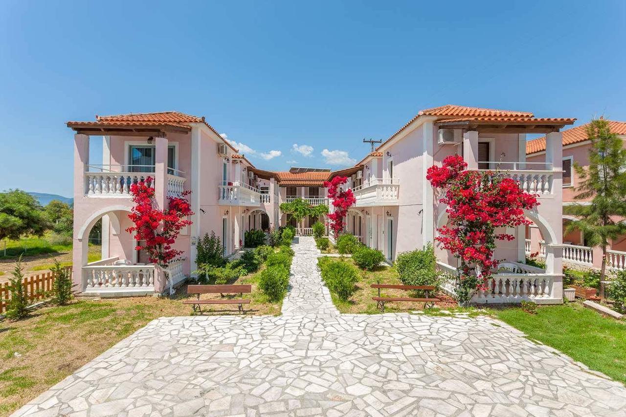 Margarita Resort Kalamákion Екстериор снимка
